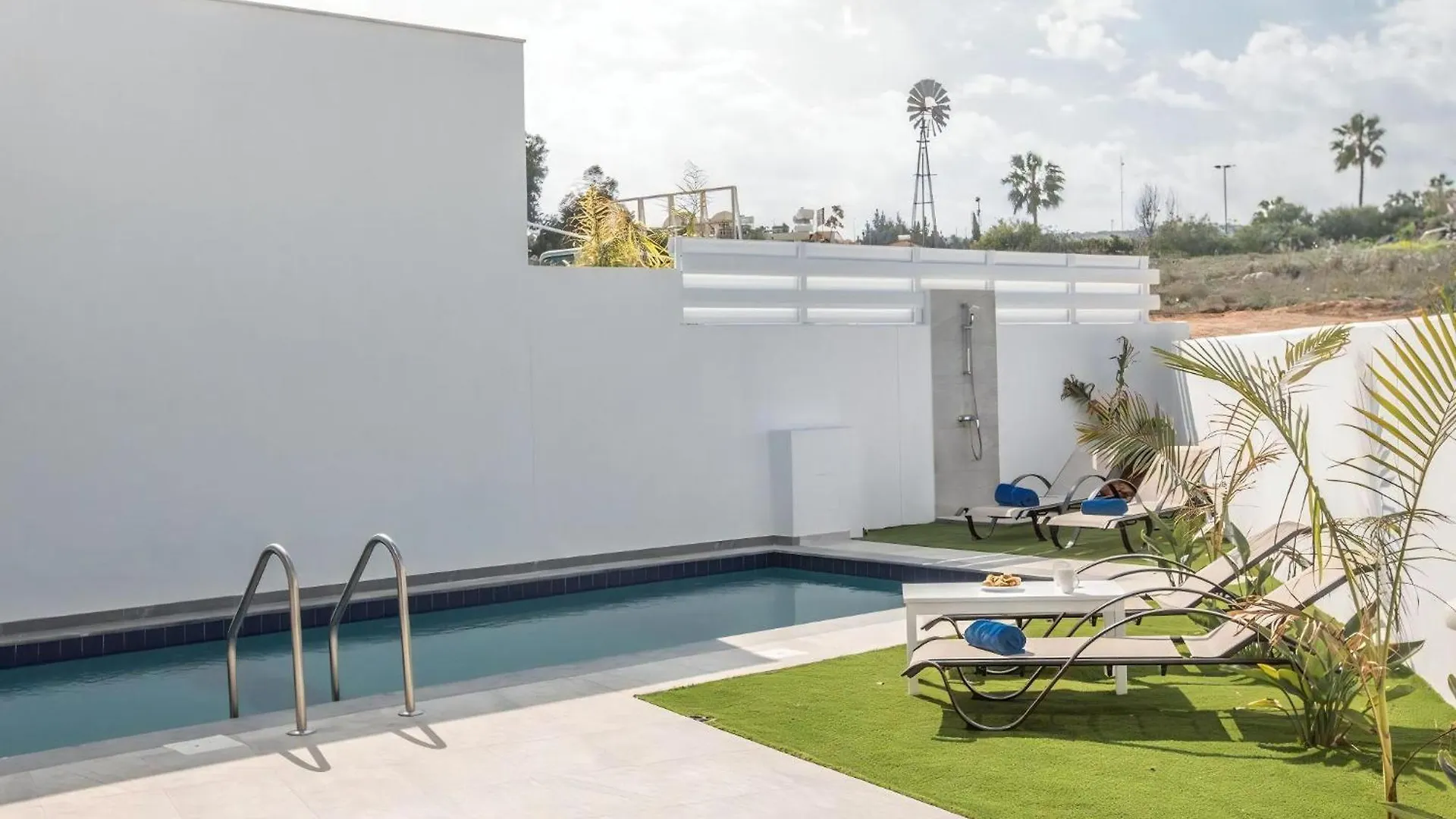 Villa Olive Bronze, Luxurious 2Bdr With Pool, Close To Protaras Strip And Beach